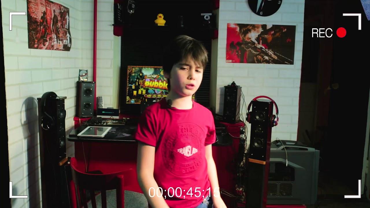 На съёмках ролика Bubbles 2